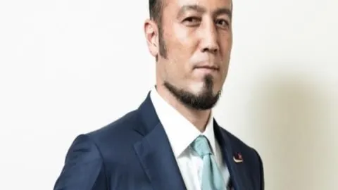 焦点对决：王牌战队对阵山猫，精彩不容错过